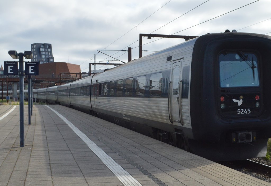 Togsæt 45 Johannes Schou ved Østerport den 12. juni 2018